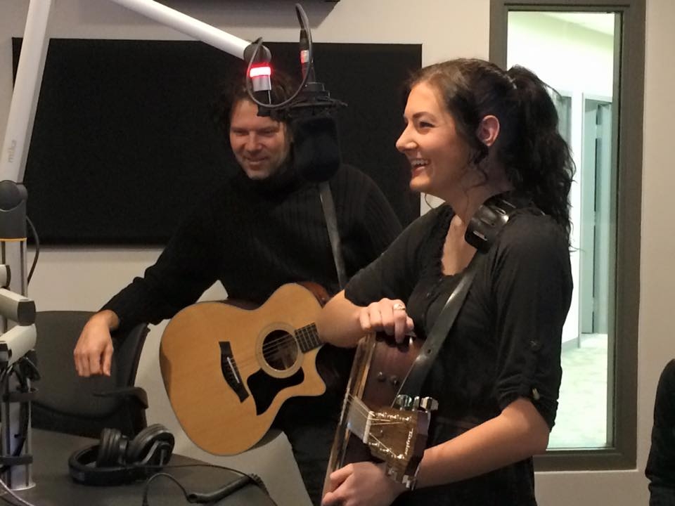 Elsie Morden with her guitarist father Kenny Byrka