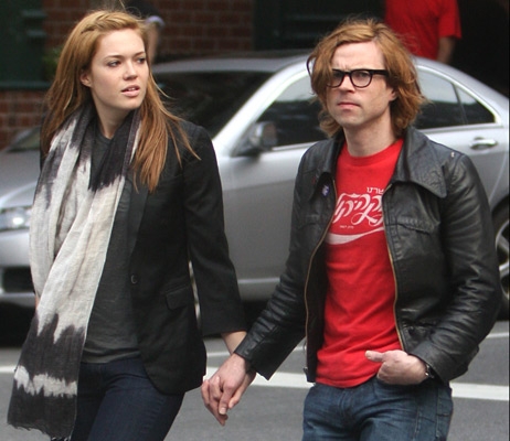 Ryan Adams and Mandy Moore soon to be UN-Hitched?