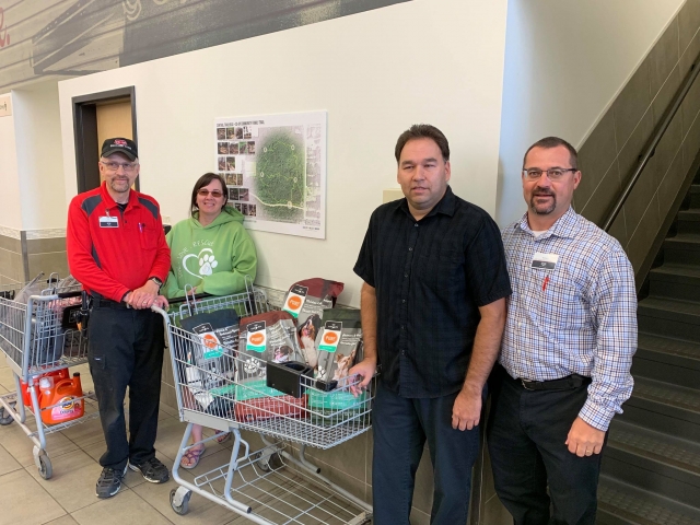 Co op Donates To Humane Society